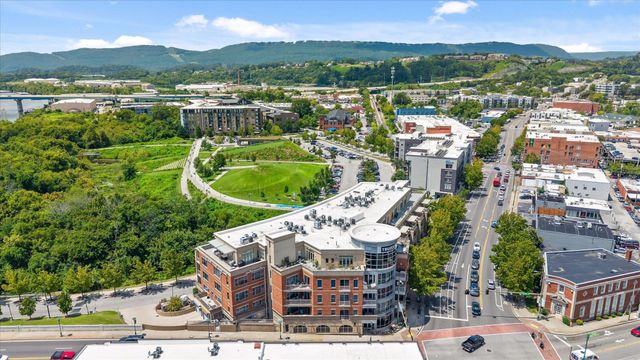 4 Cherokee Blvd Apt 321, Chattanooga, TN 37405