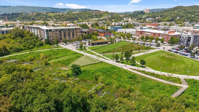 4 Cherokee Blvd Apt 321, Chattanooga, TN 37405