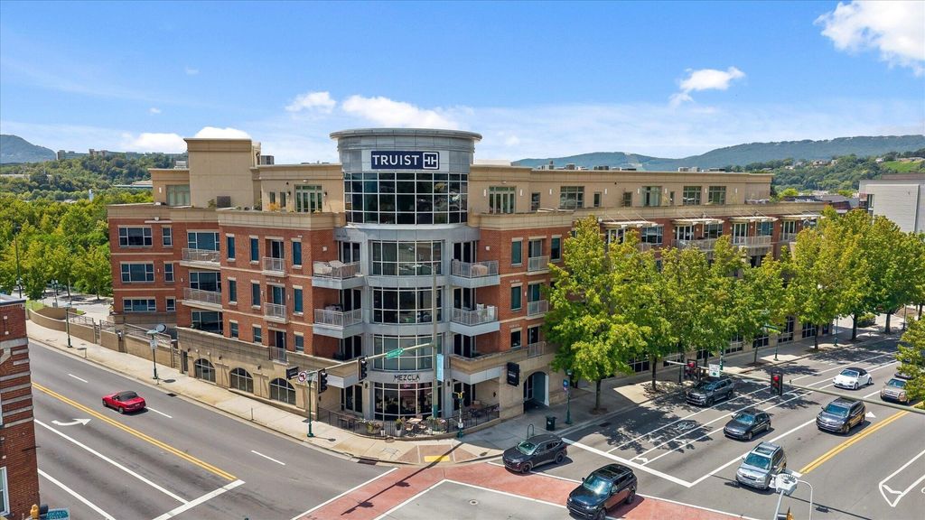 4 Cherokee Blvd Apt 321, Chattanooga, TN 37405