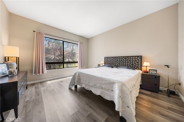 11 Palos 55, Irvine, CA 92612