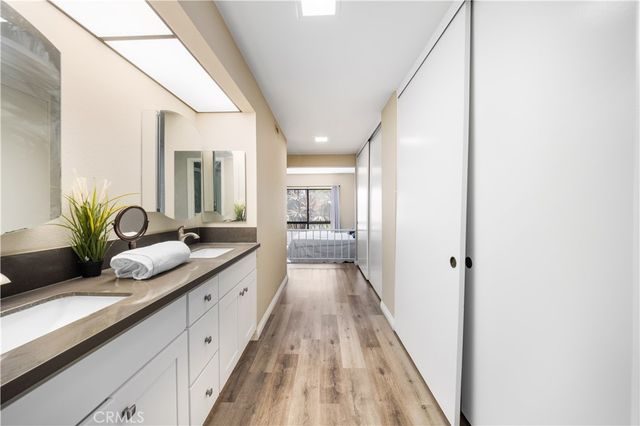 11 Palos 55, Irvine, CA 92612