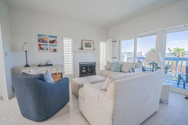 144 Seaspray Way, Port Hueneme, CA 93041