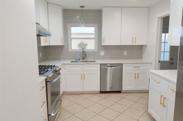 501 Jerry Street, Houston, TX 77022