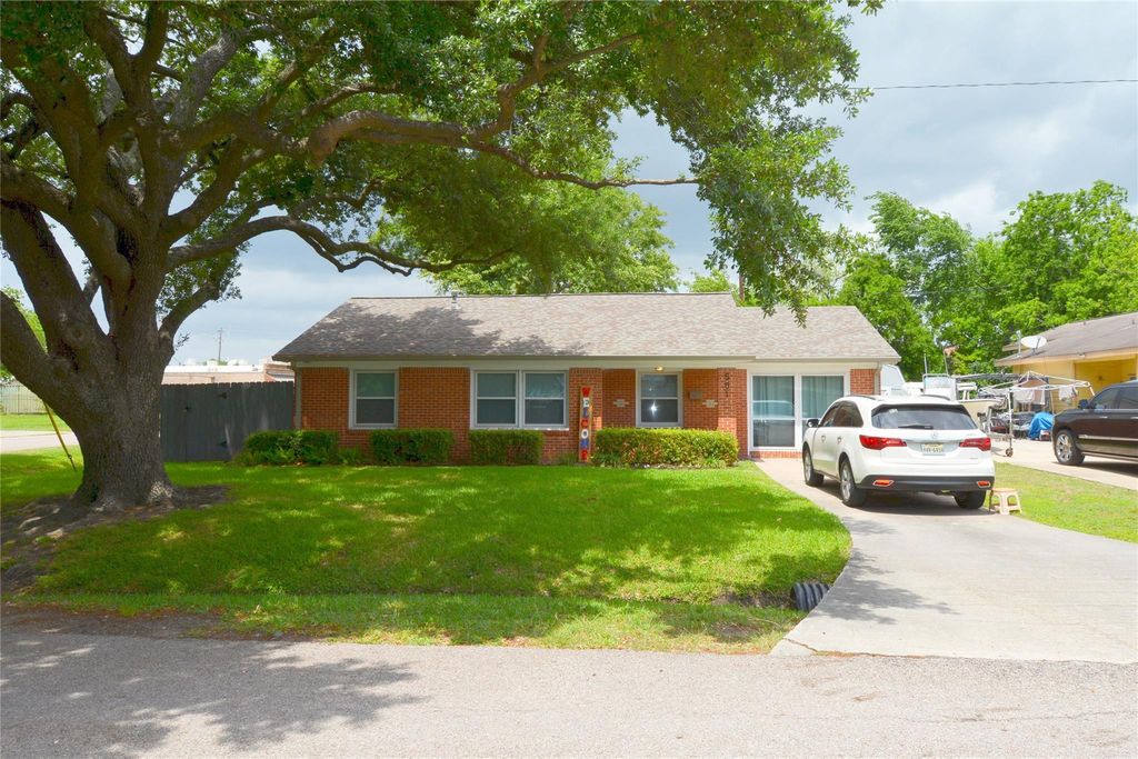 501 Jerry Street, Houston, TX 77022