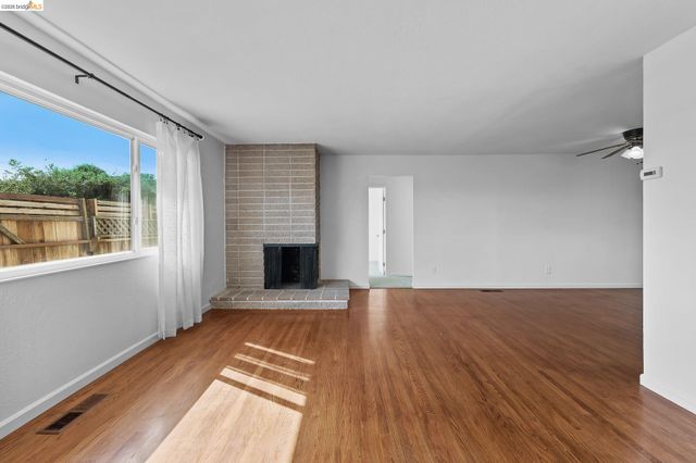 1509 Lassen Court, Vallejo, CA 94591