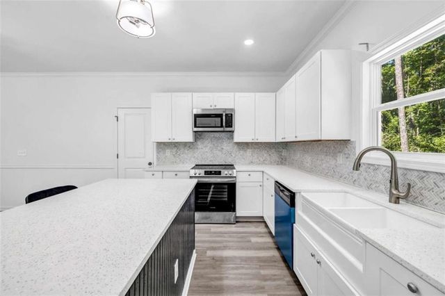 170 Pleasant Point Way, Fayetteville, GA 30214