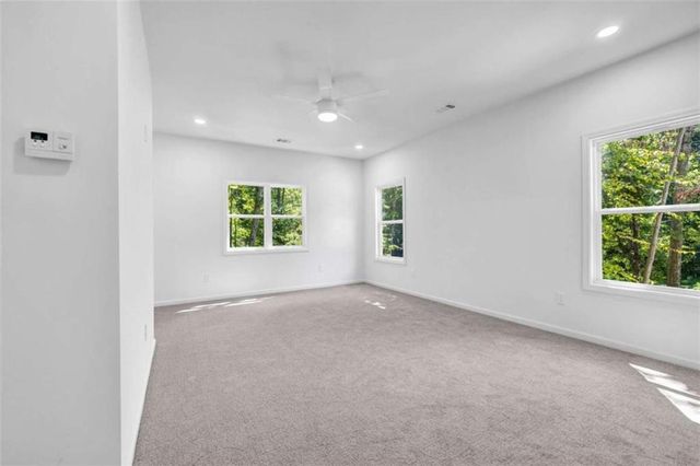170 Pleasant Point Way, Fayetteville, GA 30214