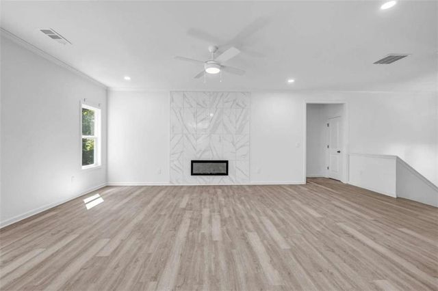 170 Pleasant Point Way, Fayetteville, GA 30214