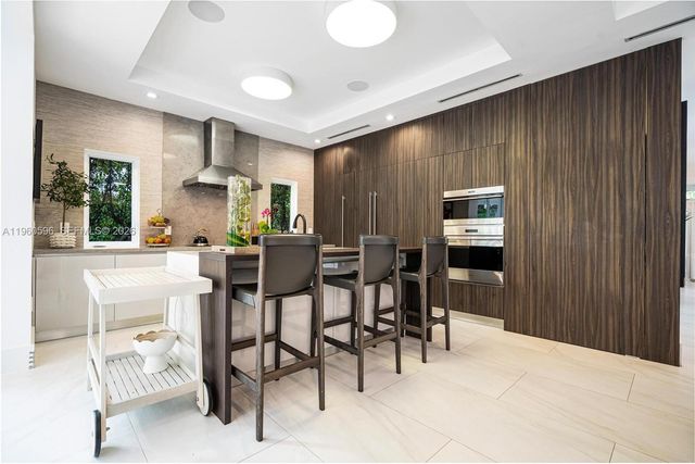 722 Navarre Ave, Coral Gables, FL 33134