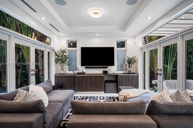 722 Navarre Ave, Coral Gables, FL 33134