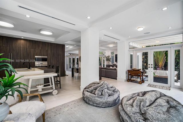 722 Navarre Ave, Coral Gables, FL 33134