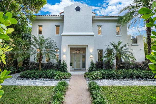 722 Navarre Ave, Coral Gables, FL 33134