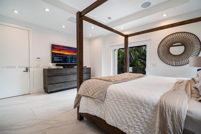 722 Navarre Ave, Coral Gables, FL 33134