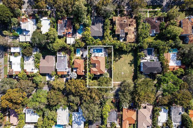 722 Navarre Ave, Coral Gables, FL 33134