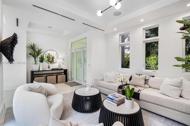 722 Navarre Ave, Coral Gables, FL 33134