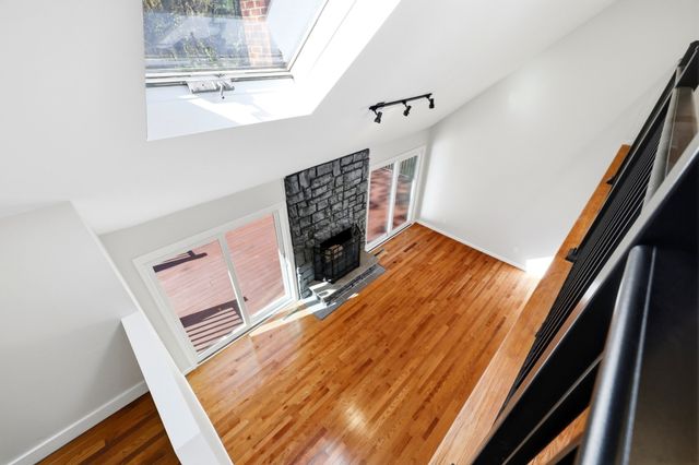139 E Hill Rd, Brimfield, MA 01010