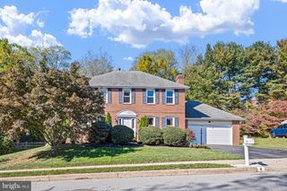 6 SHENANDOAH DR, Newark, DE 19711