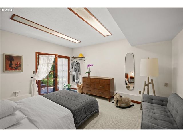 11828 Se KNEE Ct, Happy Valley, OR 97086