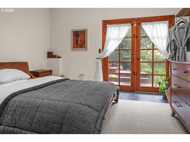 11828 Se KNEE Ct, Happy Valley, OR 97086