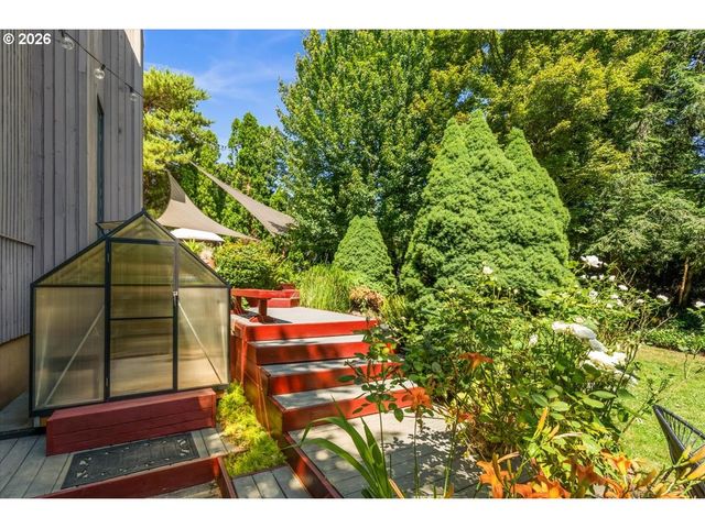 11828 Se KNEE Ct, Happy Valley, OR 97086