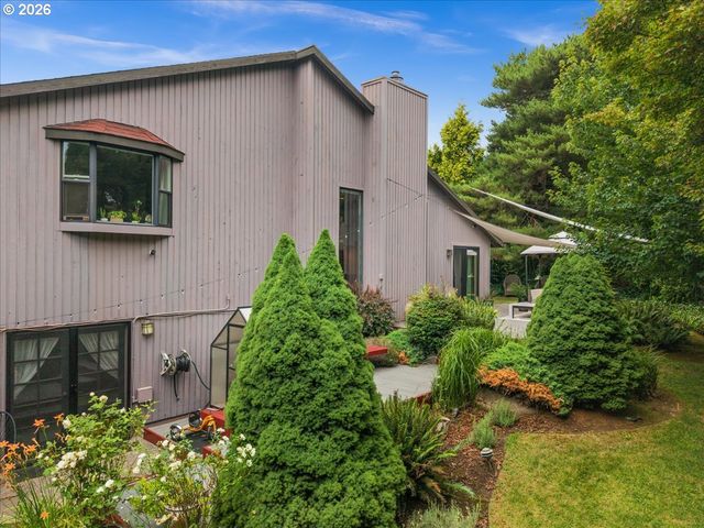 11828 Se KNEE Ct, Happy Valley, OR 97086