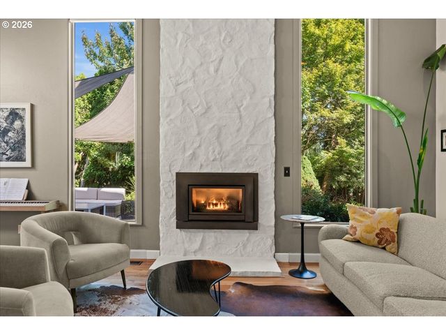 11828 Se KNEE Ct, Happy Valley, OR 97086