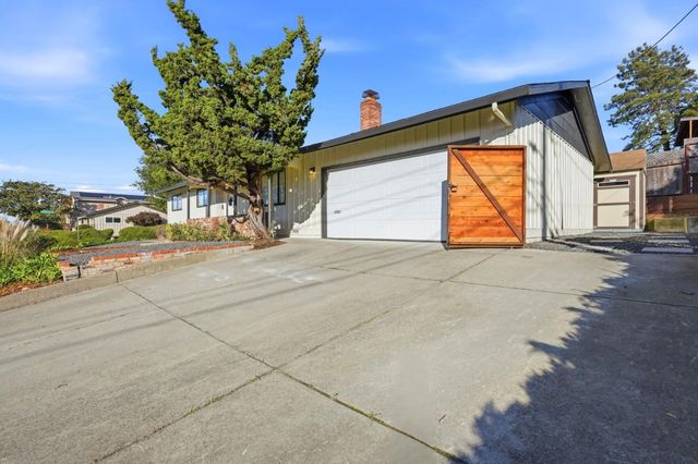 221 Pinon Avenue, Pinole, CA 94564