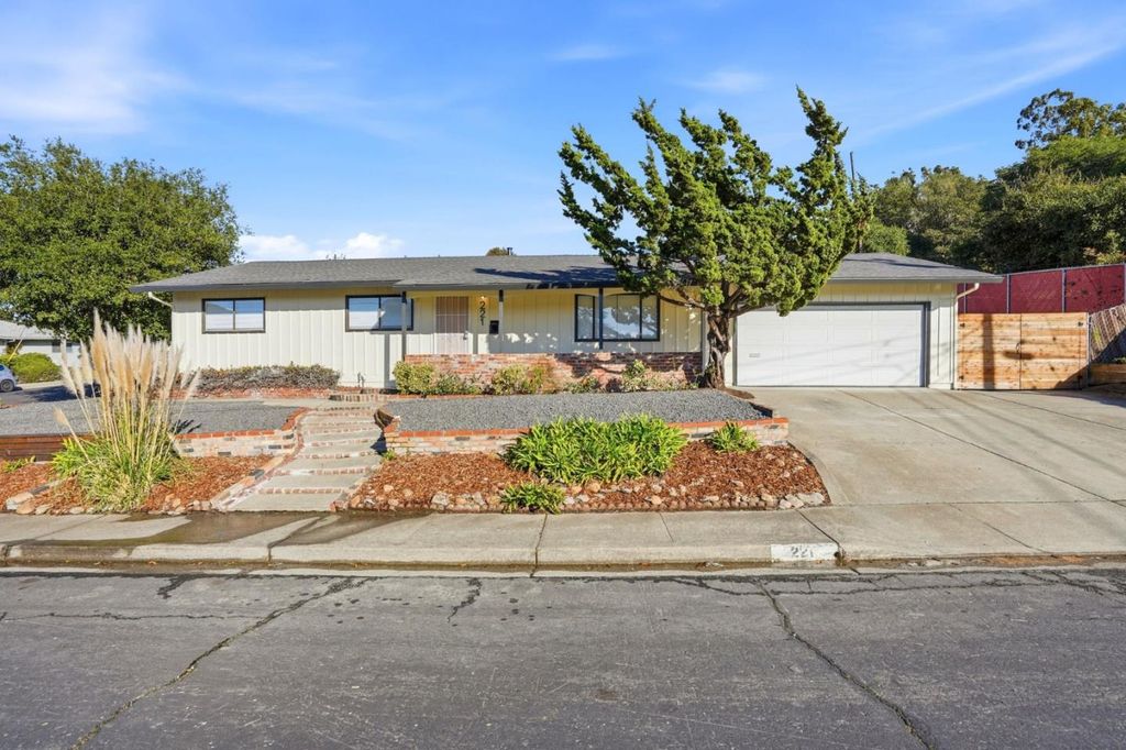 221 Pinon Avenue, Pinole, CA 94564