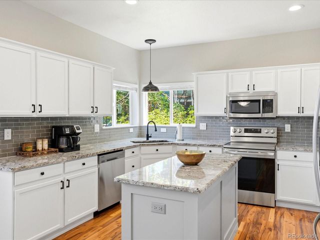 7692 Bison Court, Littleton, CO 80125