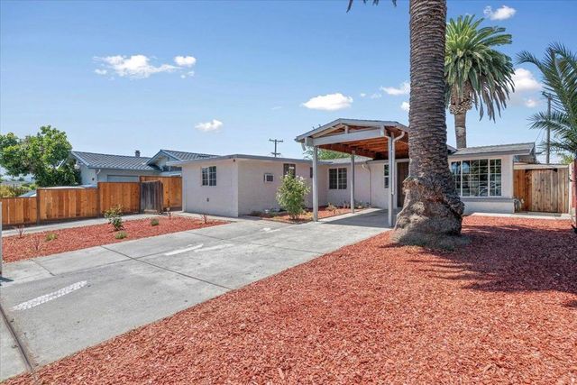 1877 Darwin Way, San Jose, CA 95122