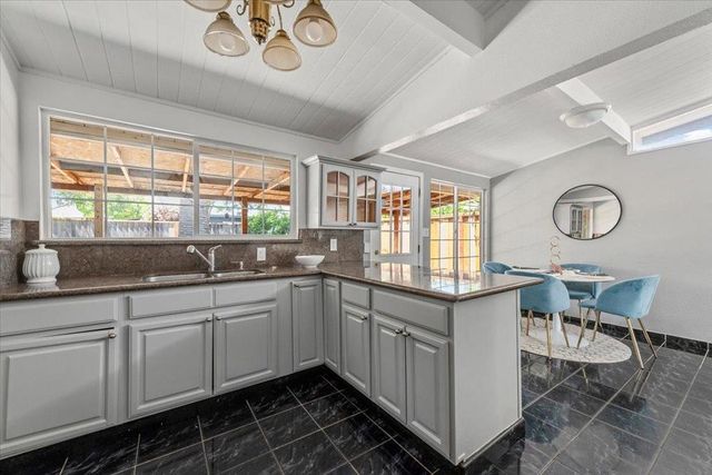 1877 Darwin Way, San Jose, CA 95122