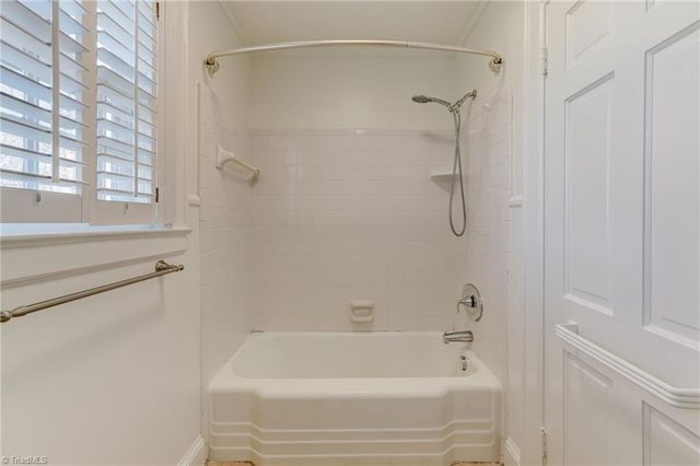 406 Westdale Place, Greensboro, NC 27403