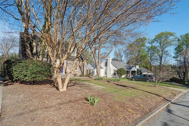 406 Westdale Place, Greensboro, NC 27403