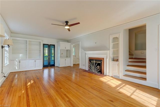 406 Westdale Place, Greensboro, NC 27403