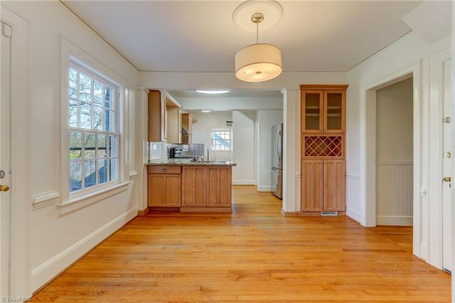 406 Westdale Place, Greensboro, NC 27403