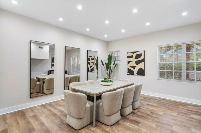 200 NE 2nd Street, Boca Raton, FL 33432