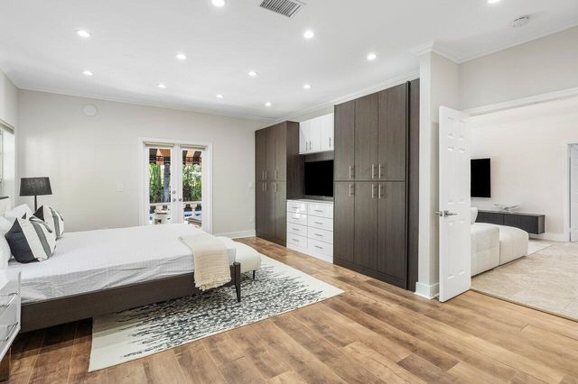 200 NE 2nd Street, Boca Raton, FL 33432