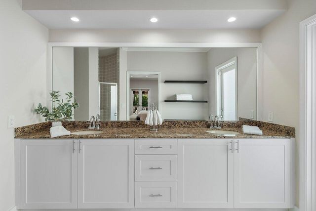 200 NE 2nd Street, Boca Raton, FL 33432