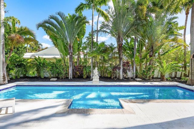 200 NE 2nd Street, Boca Raton, FL 33432