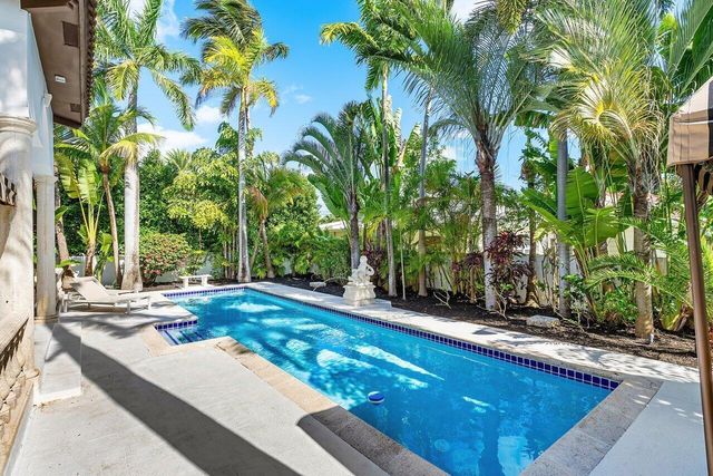 200 NE 2nd Street, Boca Raton, FL 33432