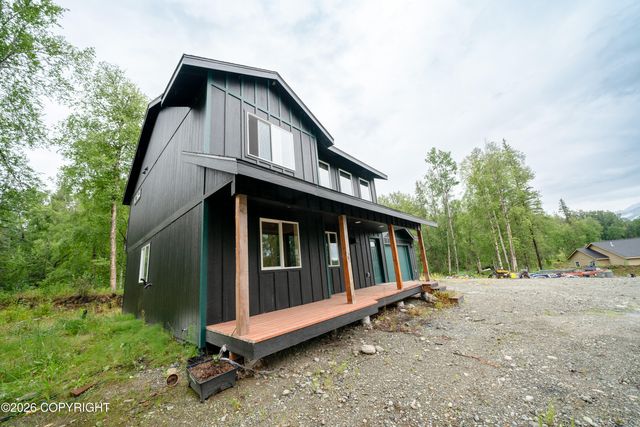 13435 E Cayuga Avenue, Palmer, AK 99645