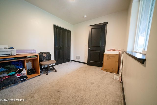 13435 E Cayuga Avenue, Palmer, AK 99645