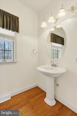 1317 CROWN POINT CT, New Freedom, PA 17349