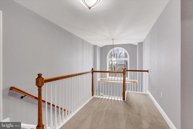 1317 CROWN POINT CT, New Freedom, PA 17349