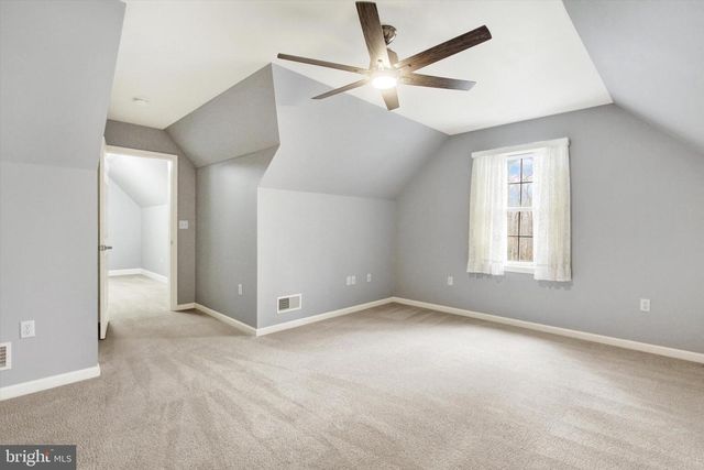 1317 CROWN POINT CT, New Freedom, PA 17349