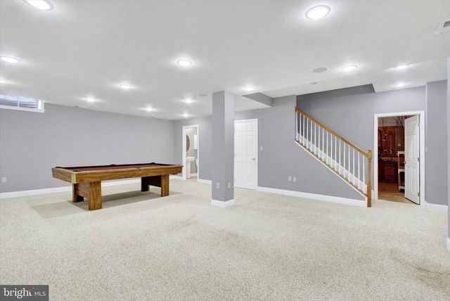 1317 CROWN POINT CT, New Freedom, PA 17349