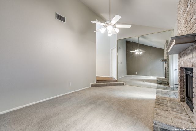 11807 Sunburst St Apt 403, San Antonio, TX 78230