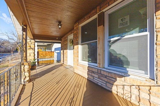3741 Olive Street, Kansas City, MO 64109