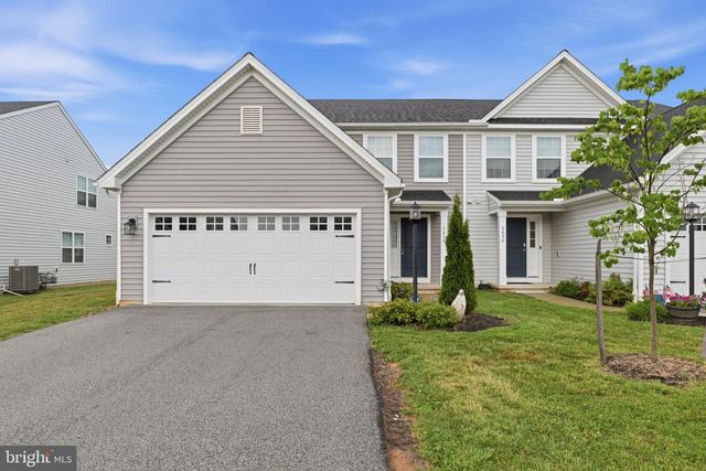 7450 SAINT PATRICK CT, Abbottstown, PA 17301