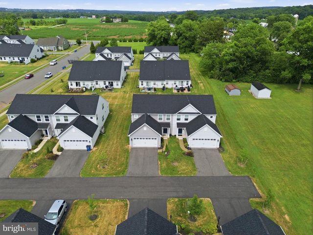 7450 SAINT PATRICK CT, Abbottstown, PA 17301